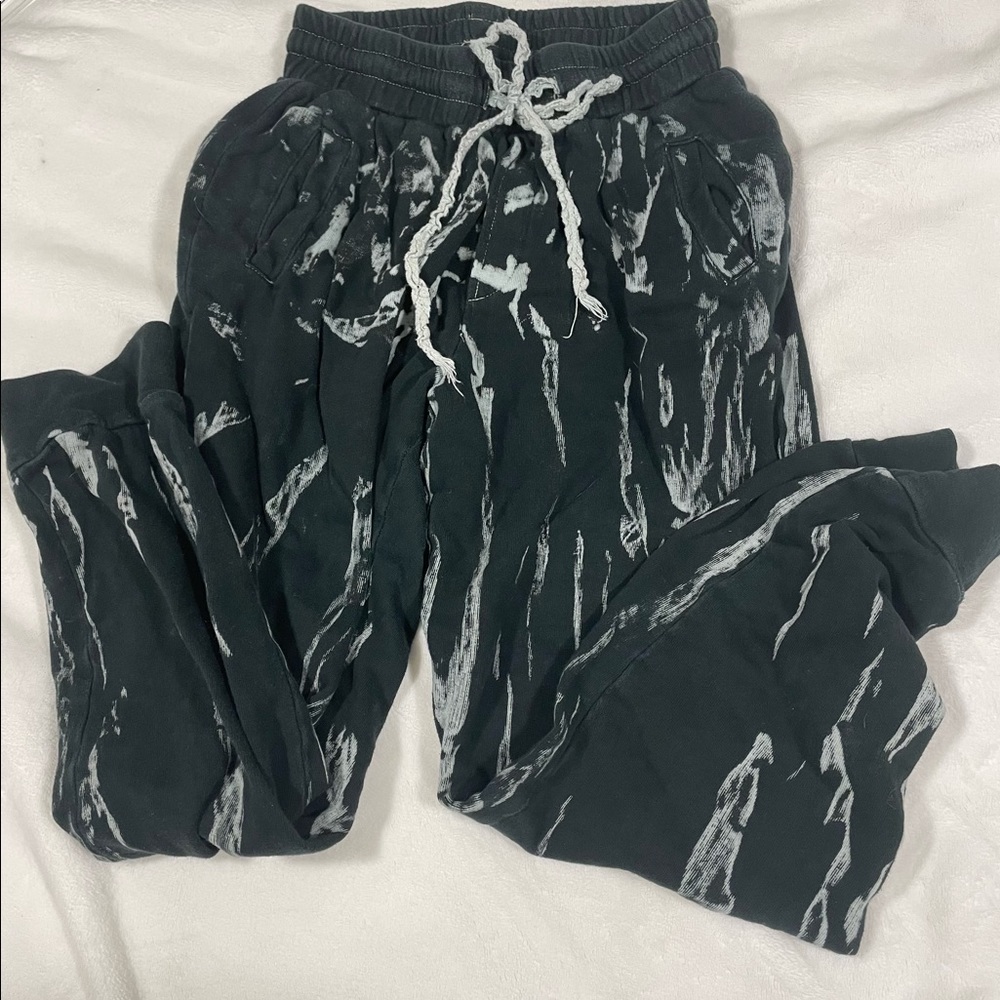 Black and White Tie Dye Sweatpants